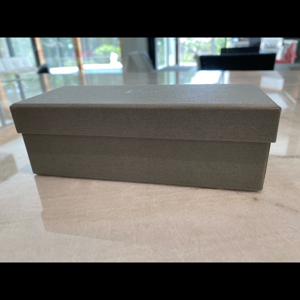 Dior Sunglasses Box - Picture 2 of 3